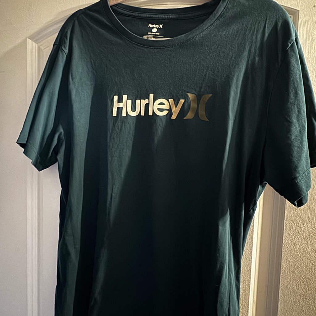 Hurley Mens Dark Green Tee With Gold Logo Hurley Mens Dark Green Tee With Gold Logo